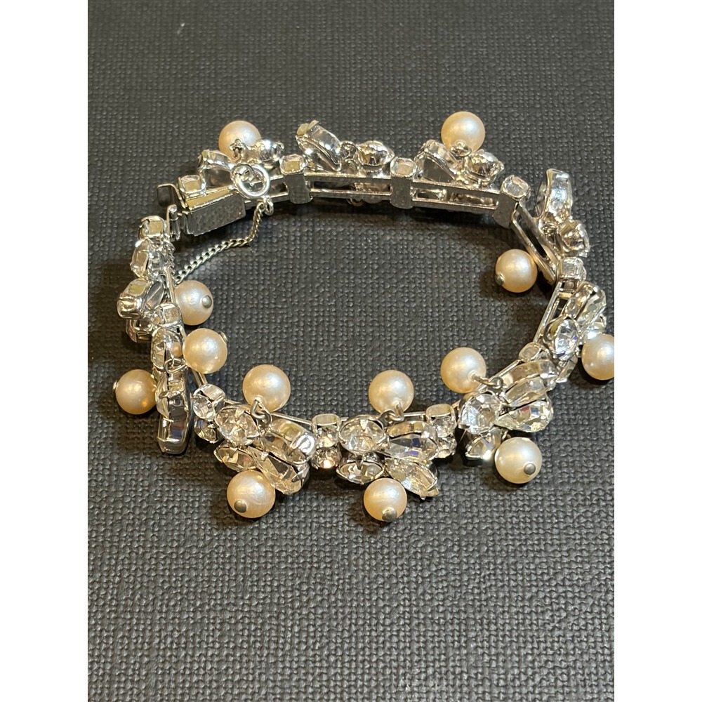 Vintage Silver‎ Tone Faux Pearl Crystal Cluster Link Bracelet Safety Chain 7in